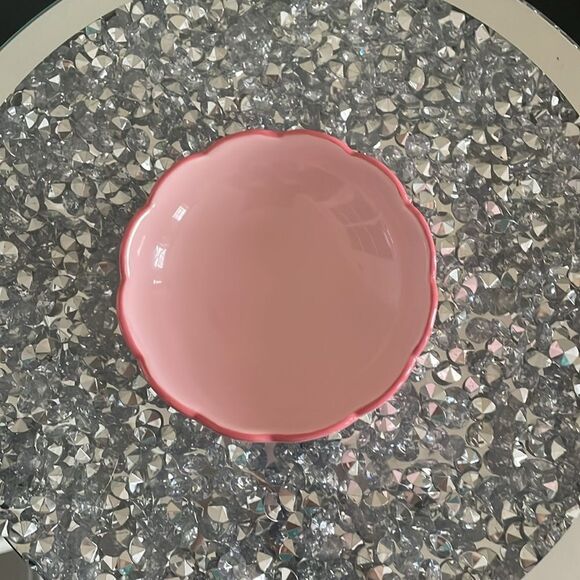 Girly Light pink hot pink scalloped ceramic small trinket tray jewelry holder - Picture 4 of 8